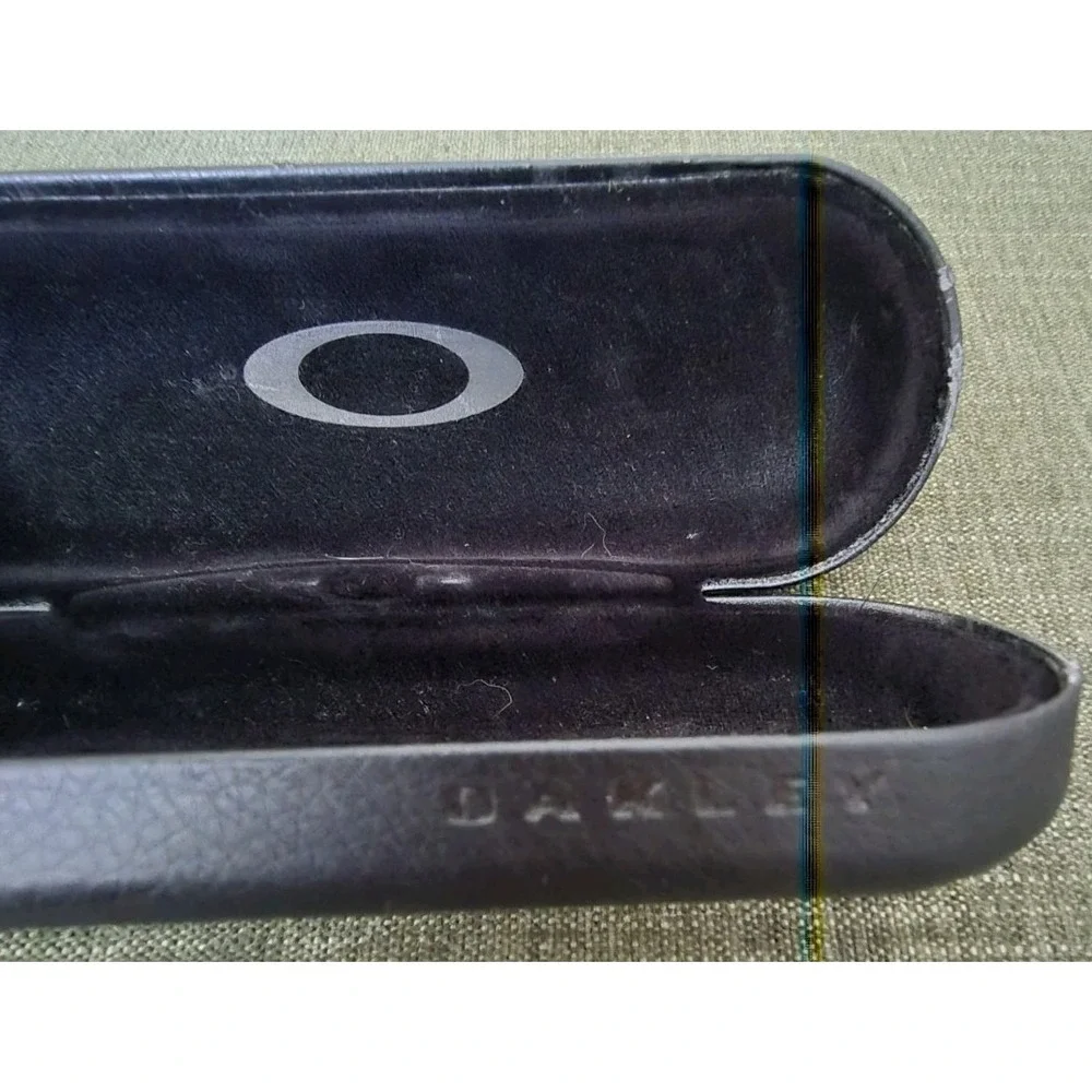 Oakley Black Hard Shell Eyeglass Case (CASE ONLY) Excellent Condition